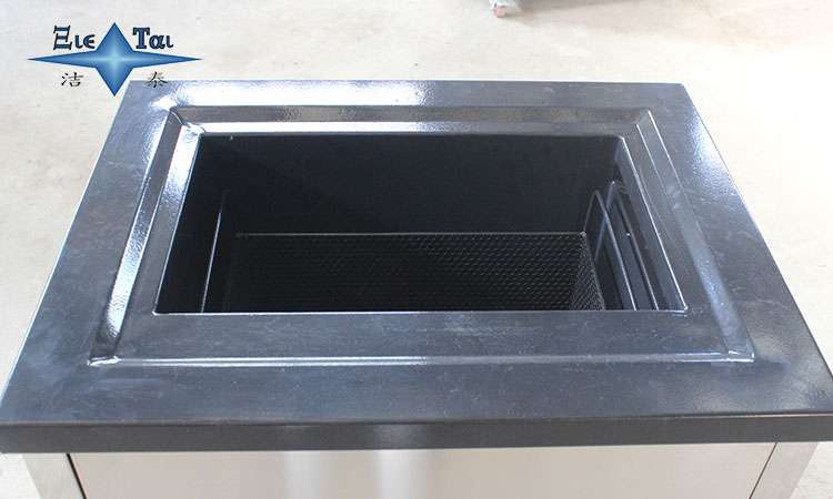 清洗金屬油箱:超聲波清洗機(jī)的應(yīng)用與優(yōu)勢(shì) 清洗金屬油箱:超聲波清洗機(jī)的應(yīng)用與優(yōu)勢(shì)