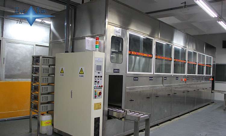 超聲波清洗機:延長金屬模具壽命與保持產品質量的利器 超聲波清洗機:延長金屬模具壽命與保持產品質量的利器