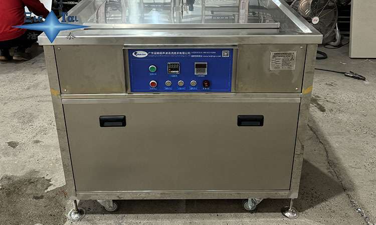 超聲波清洗機(jī)為什么洗出物品發(fā)白？詳解原因與完美解決之道